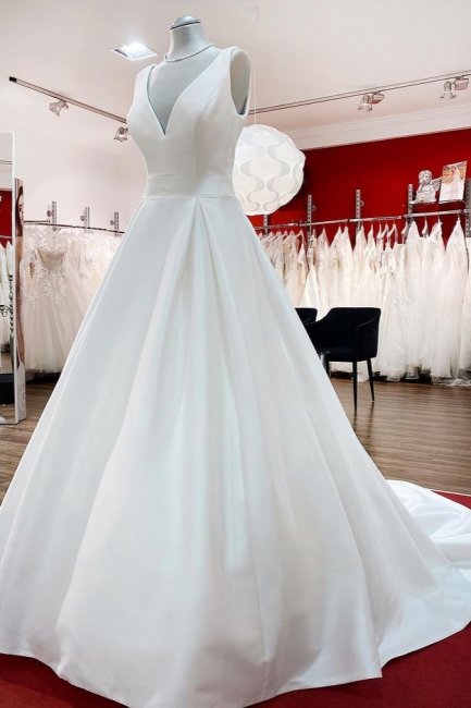 Schlichtes Hochzeitskleid A Linie | Satin Brautmoden Brautkleid