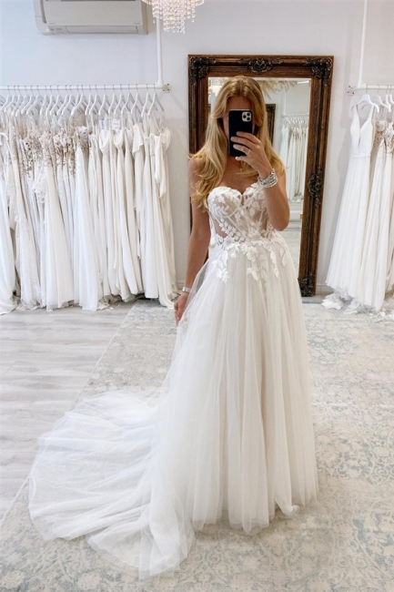 Schlichte Brautkleider A Linie | Hochzeitskleider mit Spitze