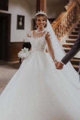 Designer Brautkleider Prinzessin | Hochzeitskleider mit Spitzenärmel